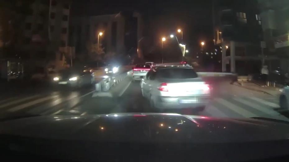 Makas atarak trafiği tehlikeye düşüren sürücüye 90 bin lira ceza