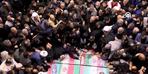 Cenaze namazını kıldırdı!  Başkent Tahran'da şaşırtan görüntüler
