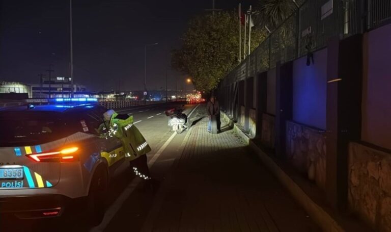 İlginç kaza… Hareket halindeki kamyonun tekerleğinin düşmesi sonucu bir kişi yaralandı! – Türkiye'den son dakika haberleri