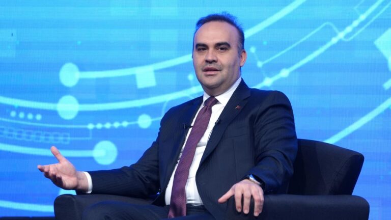 “2,5 milyar dolardan fazla yatırım paylaşacağız”