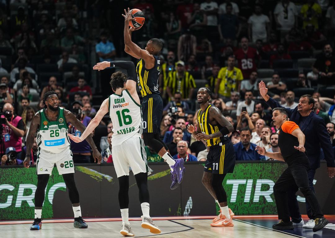 AA-20250523-38059428-38059425-Basketbol_thy_avruver_li_dertlu_final_fenerbahce_beko_ve_panathınakos_aktor