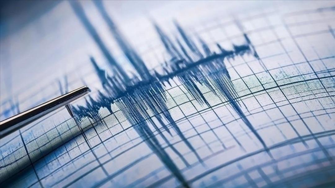Kütahya'da 4,9 büyüklüğünde deprem! Başta İstanbul olmak üzere birçok ilde hissedildi (son AFAD-Kandilli depremleri) 2